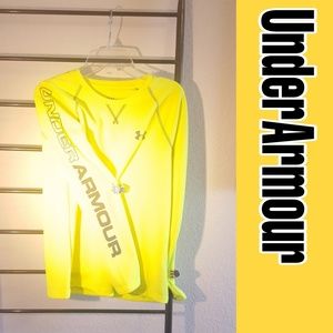 UnderArmour long sleeve loose fit T 👕